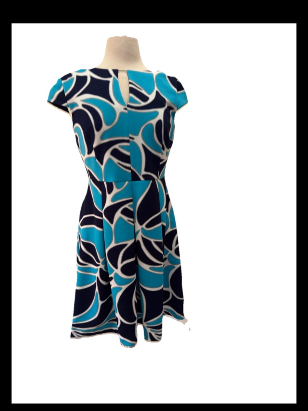 SANDRA DARREN Blue White Geometric Fit & Flare Short Sleeve Knee Length Dress
